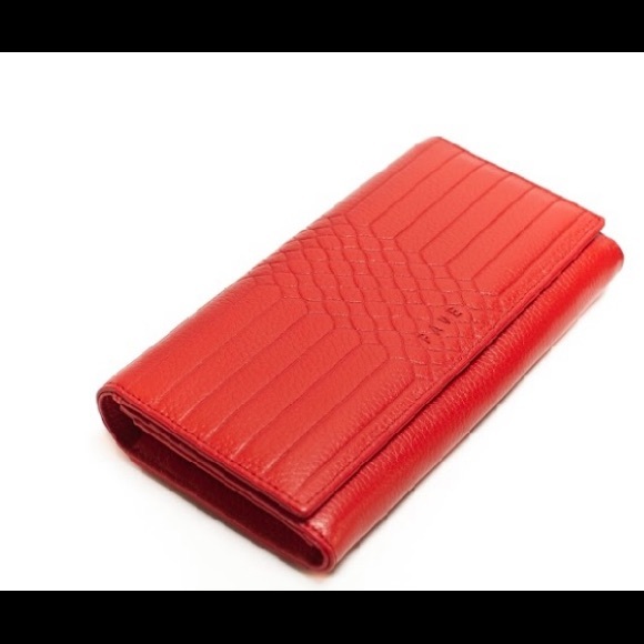 Red leather wallet. - Picture 1 of 5